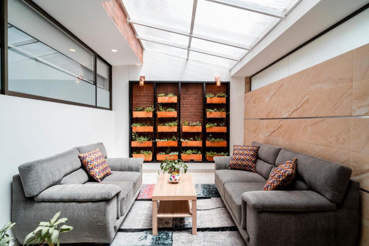 100 Wonderful House * Bogota