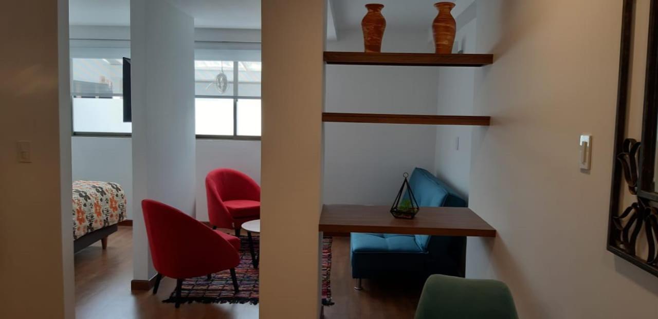 100 Wonderful House * Bogota